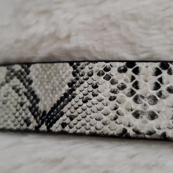 WHBM Adjustable Python Belt NWOT! - Picture 14 of 16